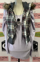 Load image into Gallery viewer, Parkhurst Lilac Knit Top (M)
