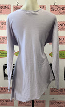 Load image into Gallery viewer, Parkhurst Lilac Knit Top (M)
