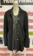 Cargar imagen en el visor de la galería, Karl Lagerfeld Timeless Grey Longsleeve (Size L/XL)
