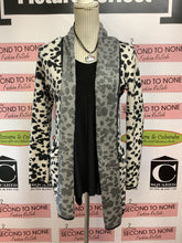 Cargar imagen en el visor de la galería, Cynthia Rowley Dalmatian Cardigan (Size S)
