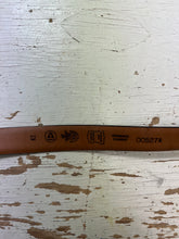 Load image into Gallery viewer, Made in Canada Black Leather Basic Belt (Size 42)
