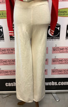 Cargar imagen en el visor de la galería, Sincerely Jules Loungewear Pants (Size S)
