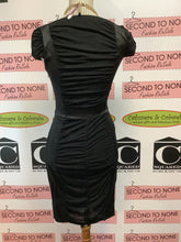 Cargar imagen en el visor de la galería, Teenflo Black Slim Cocktail Dress (Size 4)

