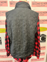 Load image into Gallery viewer, Northern Reflections Quilted Vest (Size XL)
