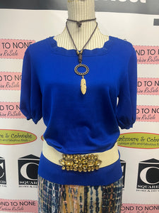 Cable & Gauge Scalloped Neck Knit Top (Size M)