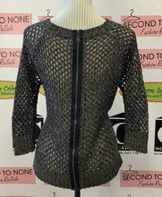 Load image into Gallery viewer, Kenar Zip Back Mesh Top (Size M)
