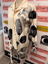 Cargar imagen en el visor de la galería, Grey Floral Duster Cardigan (Size L)
