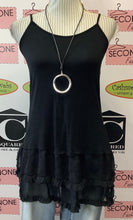 Load image into Gallery viewer, Grace &amp; Lace Tunic Tank Top (Size M)
