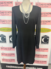 Cargar imagen en el visor de la galería, Liz Claiborne Sheer Sleeve Little Black Dress (Size 10)
