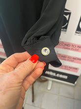 Cargar imagen en el visor de la galería, Liz Claiborne Sheer Sleeve Little Black Dress (Size 10)
