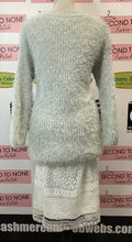 Load image into Gallery viewer, Artizan Muppet Sweater (Size M)
