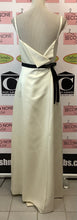 Load image into Gallery viewer, After Six Ivory Dream Gown (Size 10)
