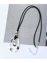 Load image into Gallery viewer, Long Necklace with Drop Pearl (2 Colors)
