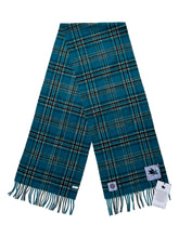 Cargar imagen en el visor de la galería, Official NHL-Licenced 100% Lambswool Tartan Scarf (29 Teams)
