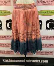Load image into Gallery viewer, Chaundry Midi Skirt (size M)

