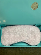 Load image into Gallery viewer, Aromatherapy Sleep Mask (3 Colours)

