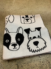 Load image into Gallery viewer, Dog Faces Cotton Throw
