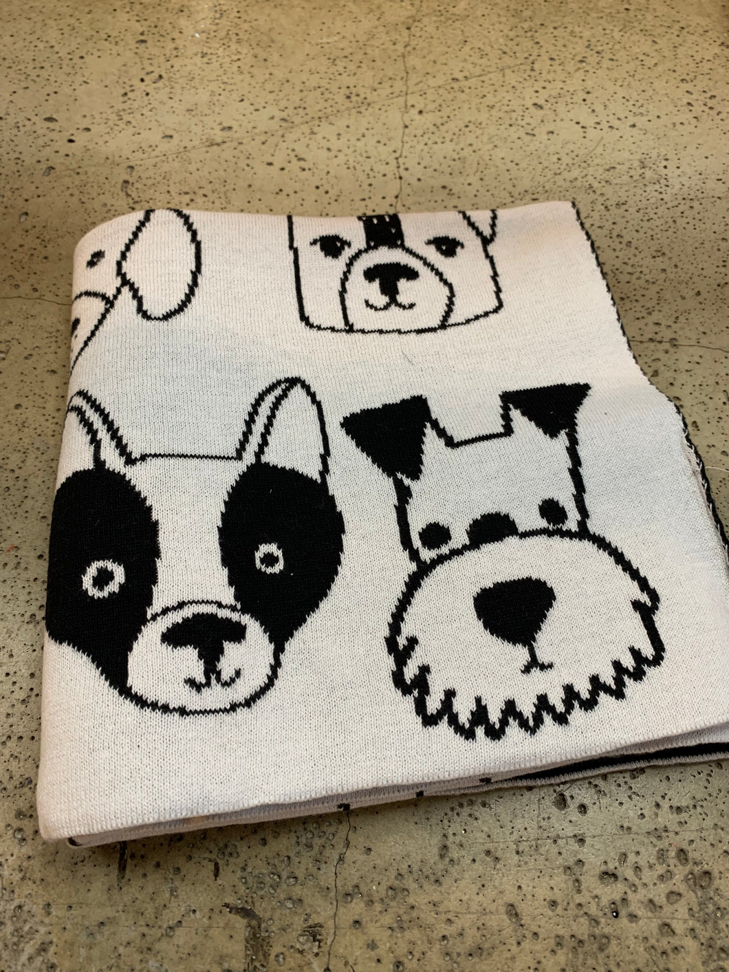 Dog Faces Cotton Throw