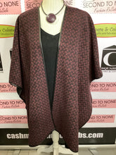 Load image into Gallery viewer, V-Neck Sweater (Size L)
