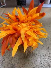 Load image into Gallery viewer, Fall Flowers in Jute (3 Styles)
