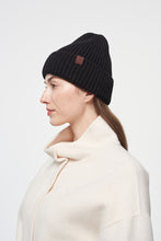 Load image into Gallery viewer, Ribbed Beanie Hats (2 Colours)
