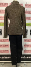 Load image into Gallery viewer, Brown Speckled Turtleneck Sweater (Size L)
